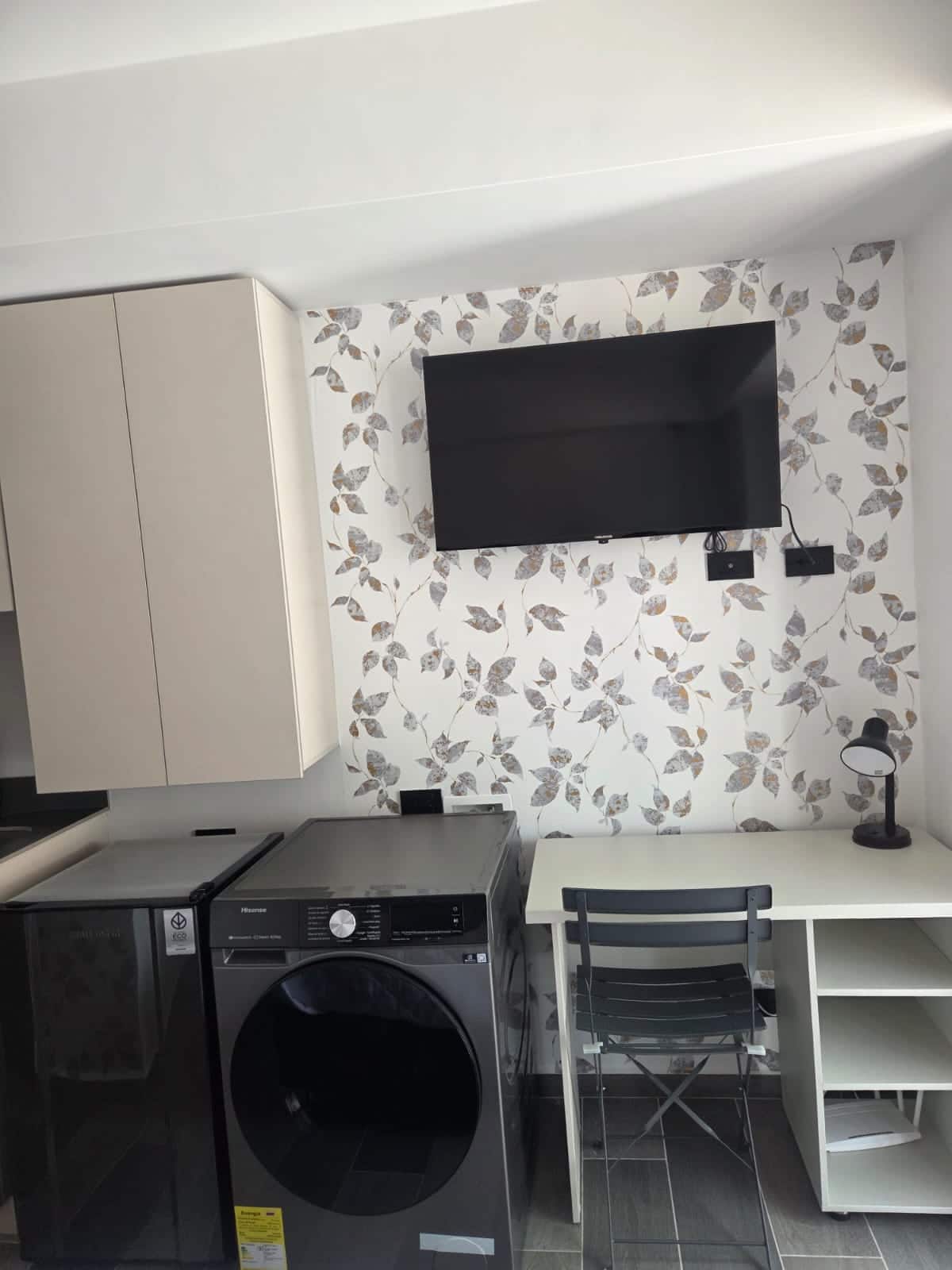 Hermoso Apartaestudio Laureles