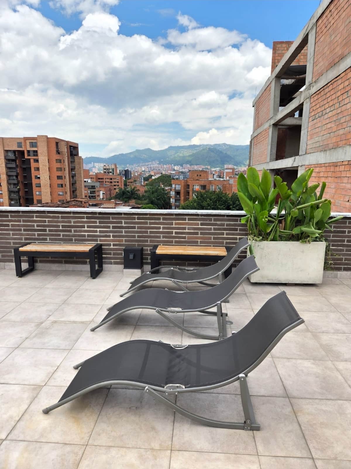 Hermoso Apartaestudio Laureles