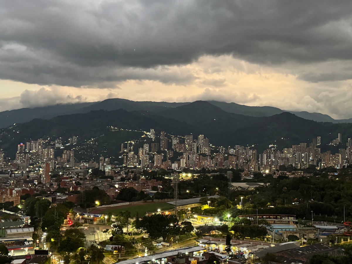 Apto en Itagüí: ubicación y vista espectacular