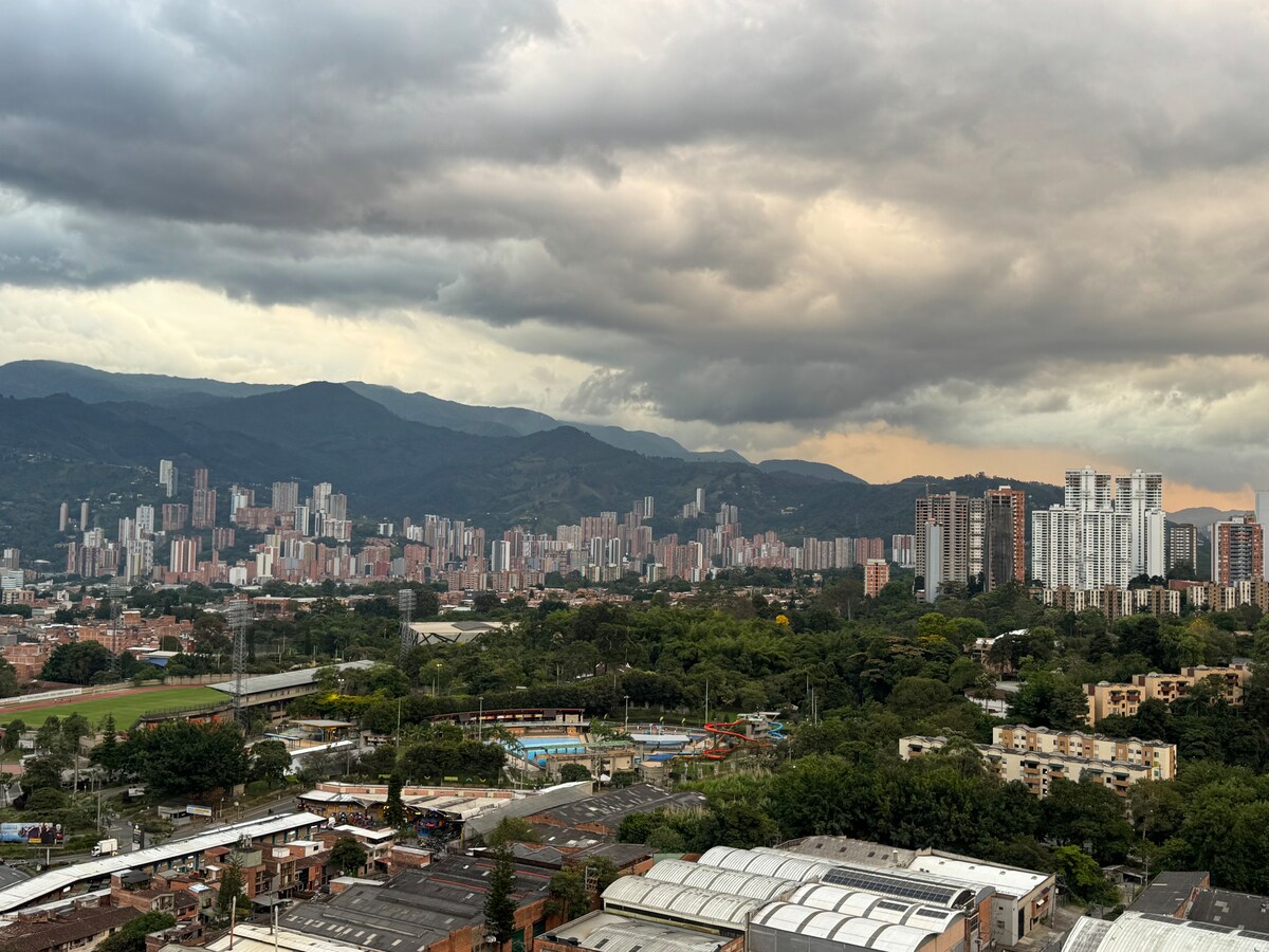 Apto en Itagüí: ubicación y vista espectacular