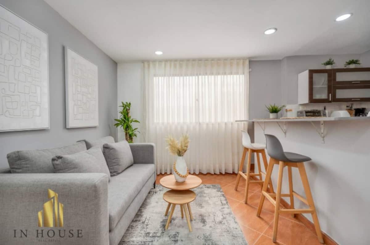 Aria Living 500 - Moderno con terraza privada