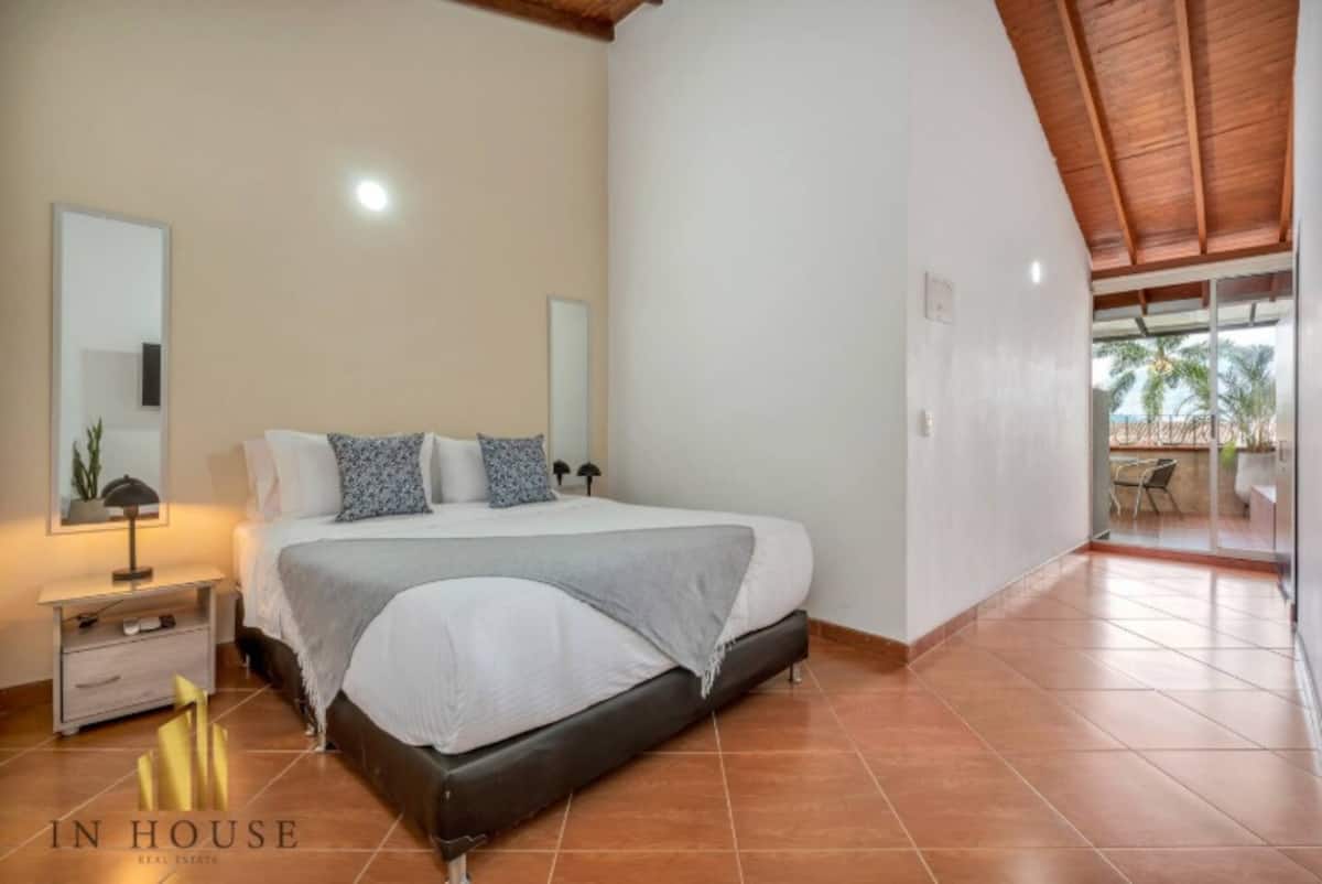 Aria Living 500 - Moderno con terraza privada