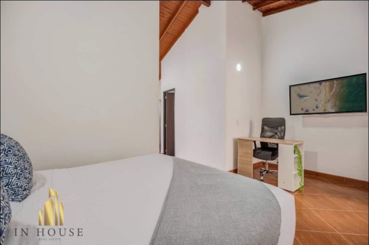 Aria Living 500 - Moderno con terraza privada