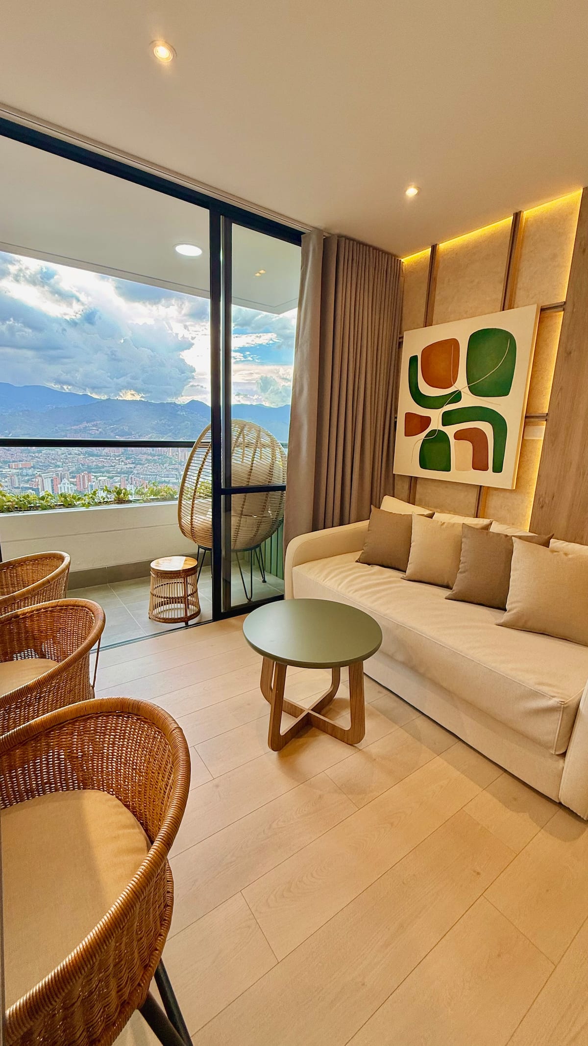 2213 Amazing Apartment in El Poblado, Medellín