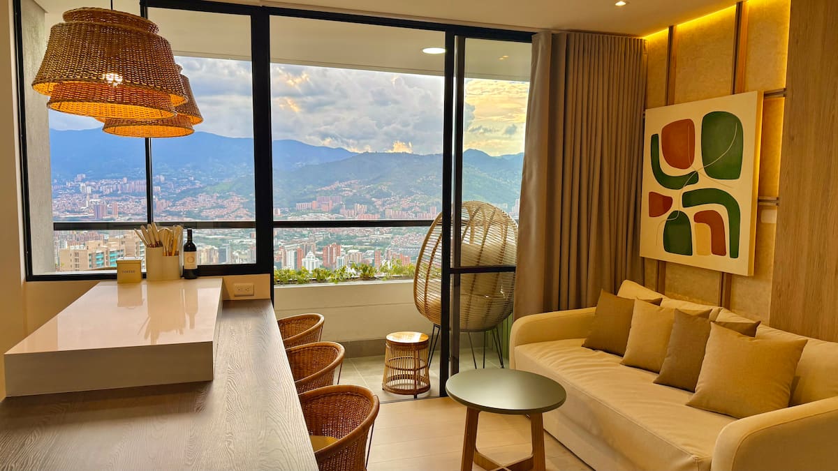 2213 Amazing Apartment in El Poblado, Medellín