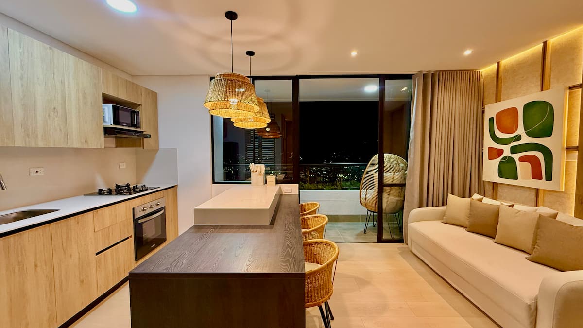 2213 Amazing Apartment in El Poblado, Medellín