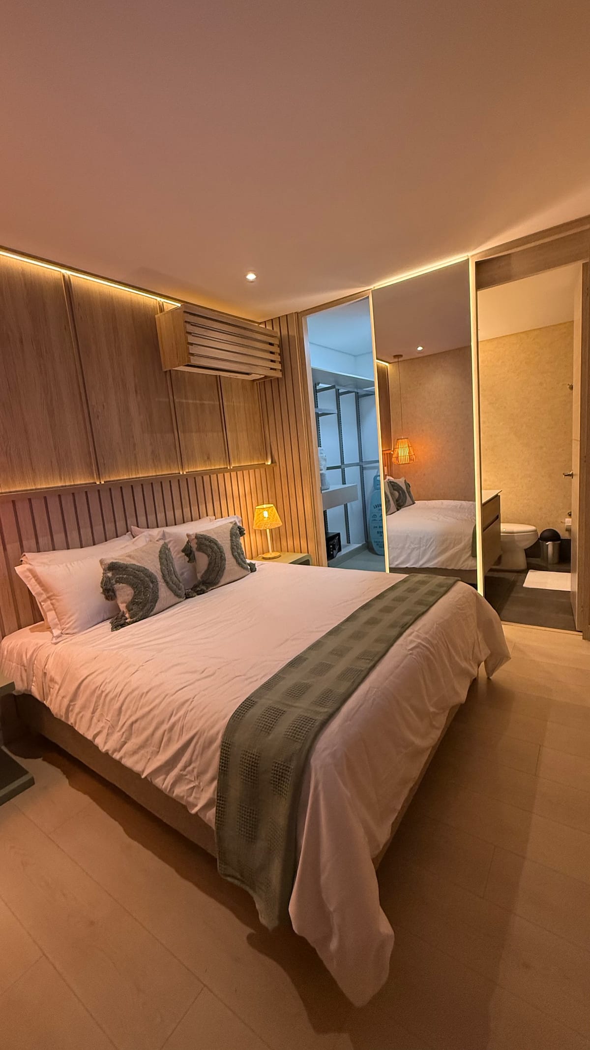 2213 Amazing Apartment in El Poblado, Medellín