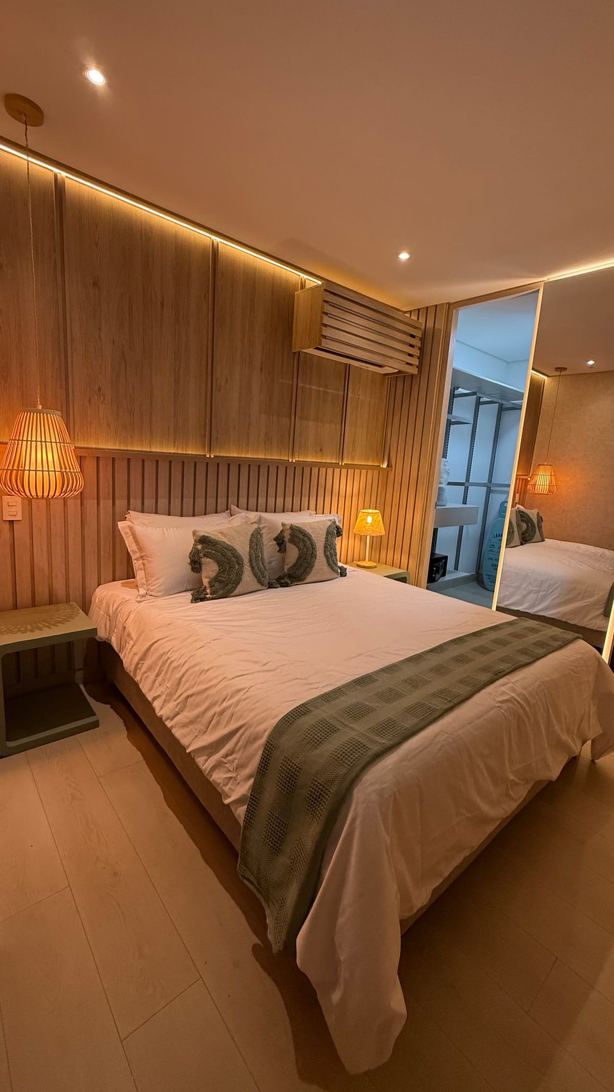 2213 Amazing Apartment in El Poblado, Medellín