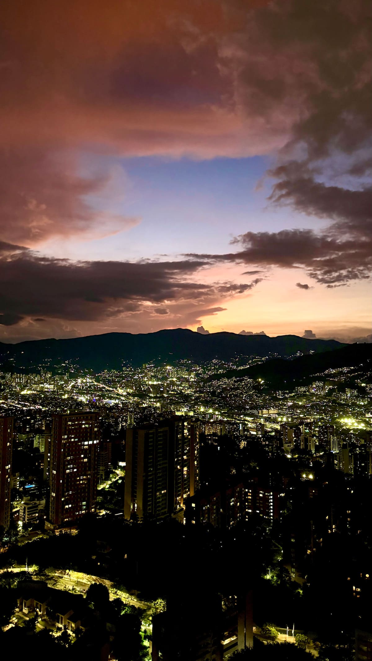 2213 Amazing Apartment in El Poblado, Medellín