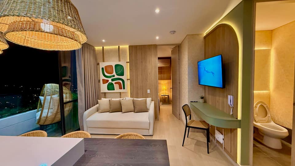 2013 Lujoso Apartamento en El Poblado, Medellín