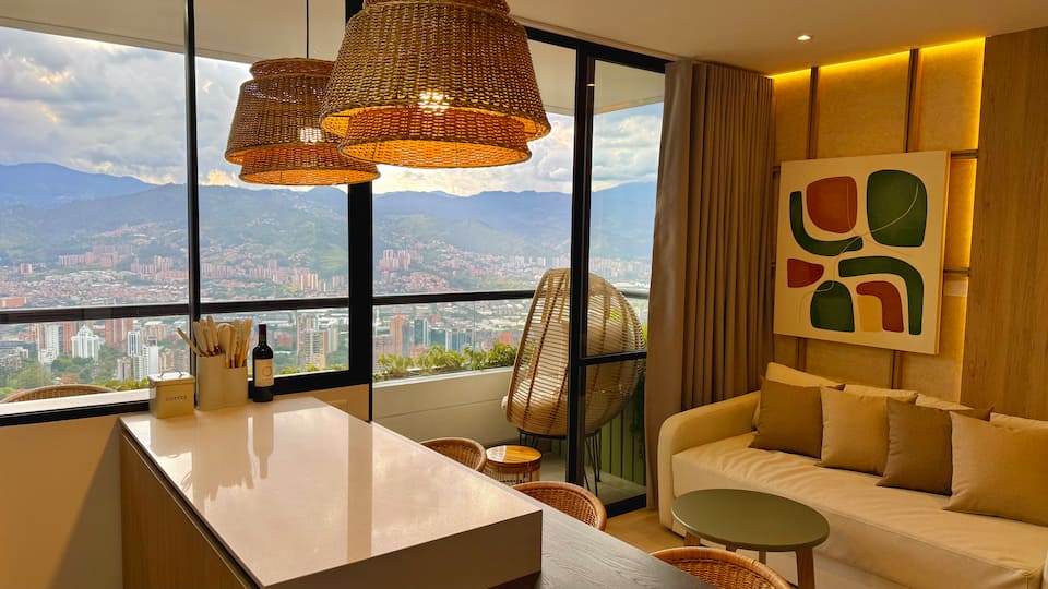 2013 Lujoso Apartamento en El Poblado, Medellín