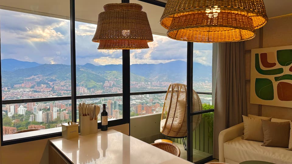 2013 Lujoso Apartamento en El Poblado, Medellín