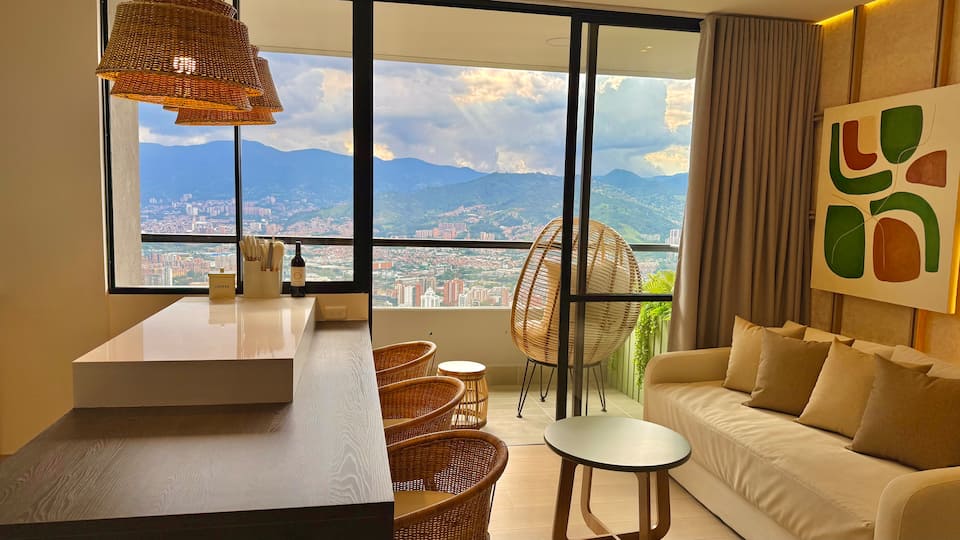 2013 Lujoso Apartamento en El Poblado, Medellín