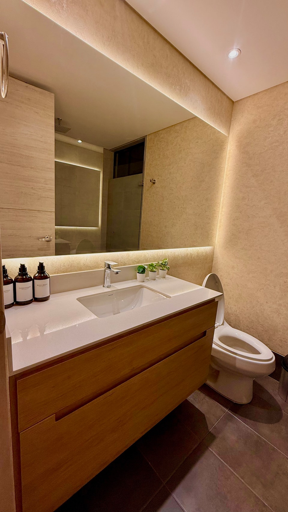 2013 Lujoso Apartamento en El Poblado, Medellín