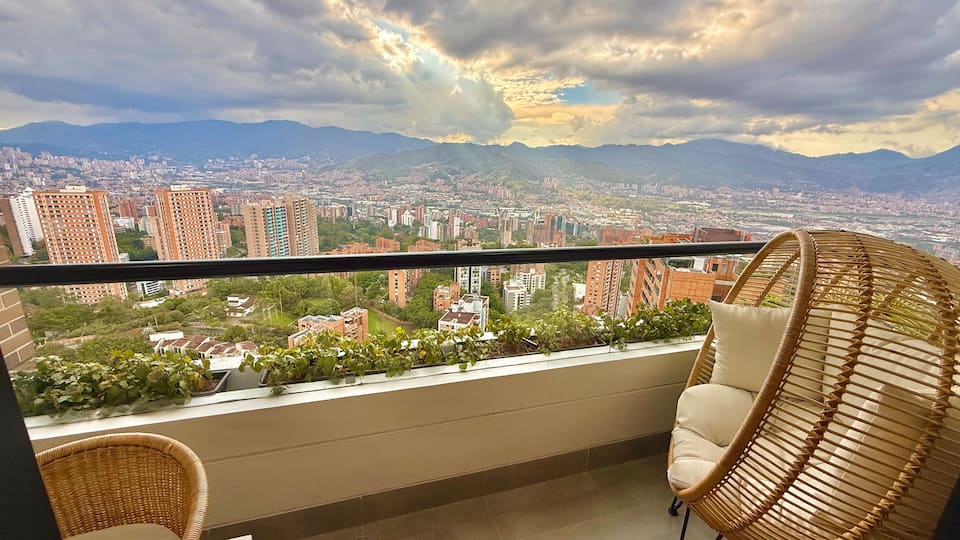 2013 Lujoso Apartamento en El Poblado, Medellín