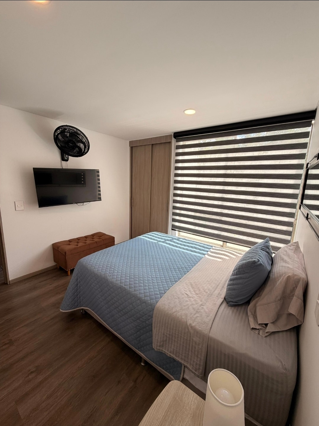 Moderno condominio de 2 habitaciones en el exclusivo Llanogrande.