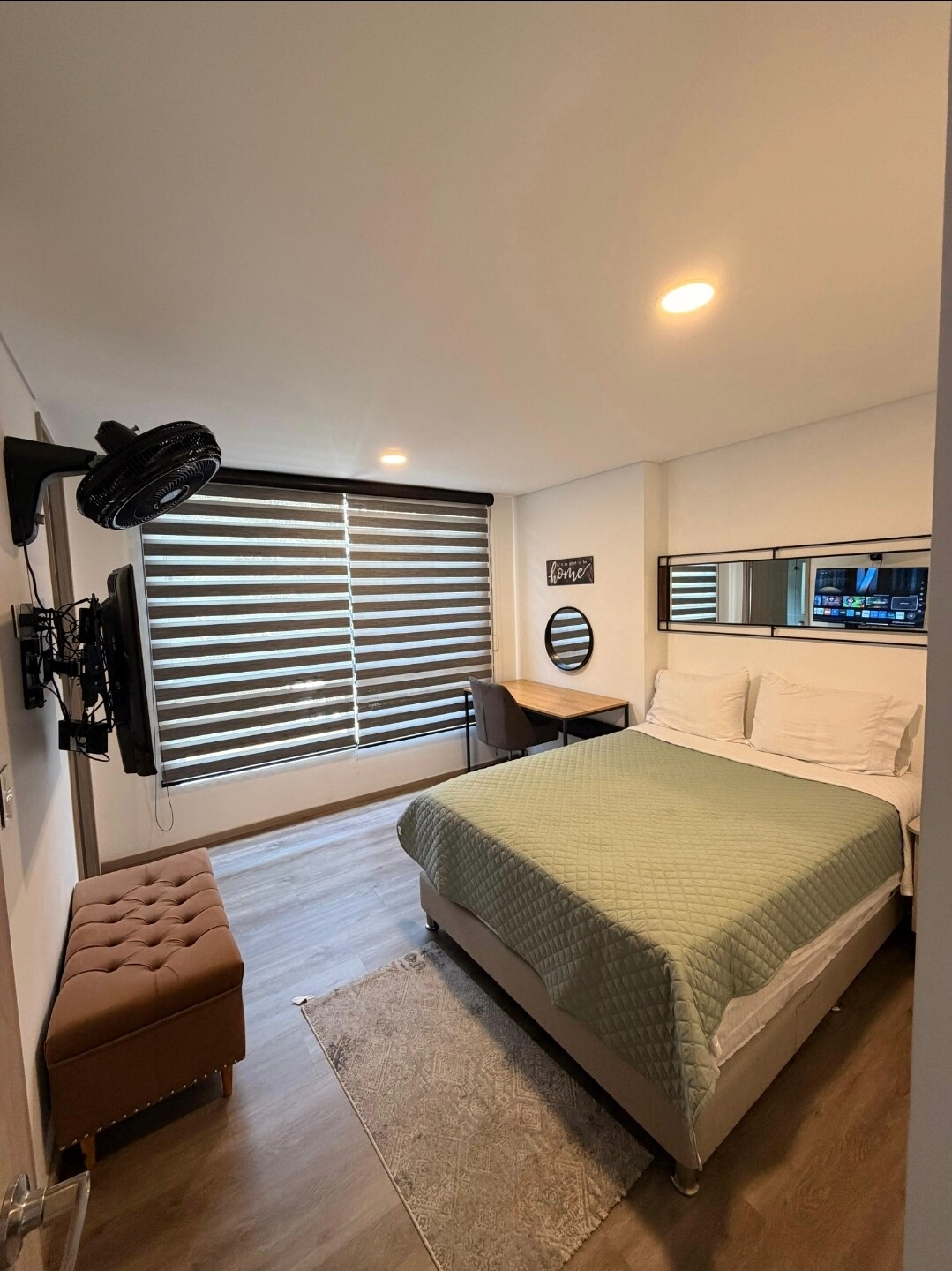 Moderno condominio de 2 habitaciones en el exclusivo Llanogrande.