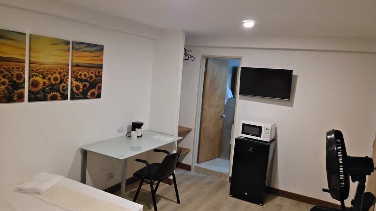 Studio en Laureles-Estadio | 2 camas | Nevera