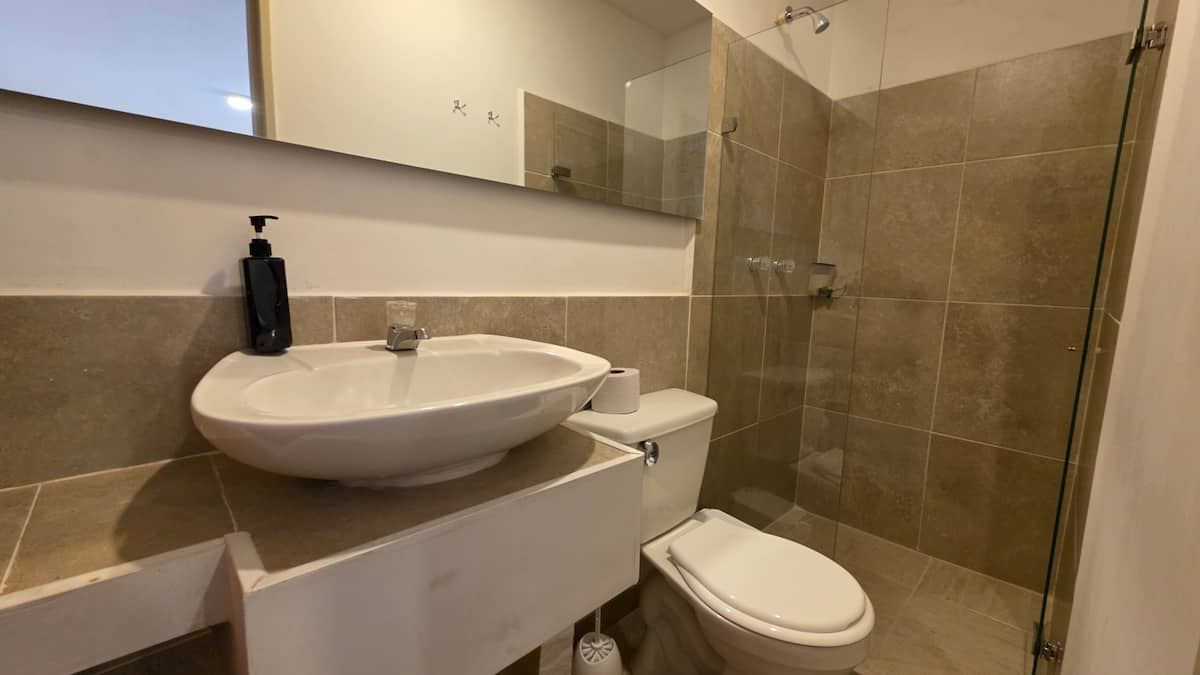 Studio en Laureles-Estadio | 2 camas | Nevera