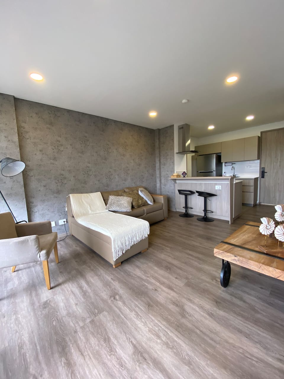 Apto de lujo con Jacuzzi/Sauna/Turco/Gym