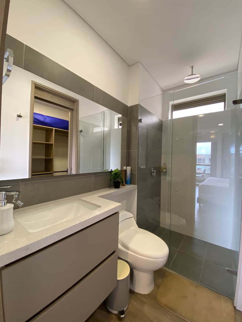 Apto de lujo con Jacuzzi/Sauna/Turco/Gym