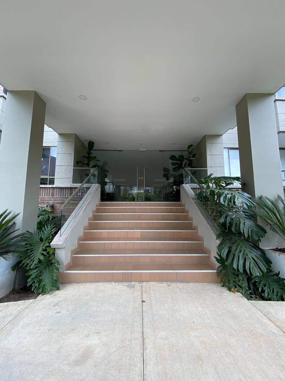 Apto de lujo con Jacuzzi/Sauna/Turco/Gym