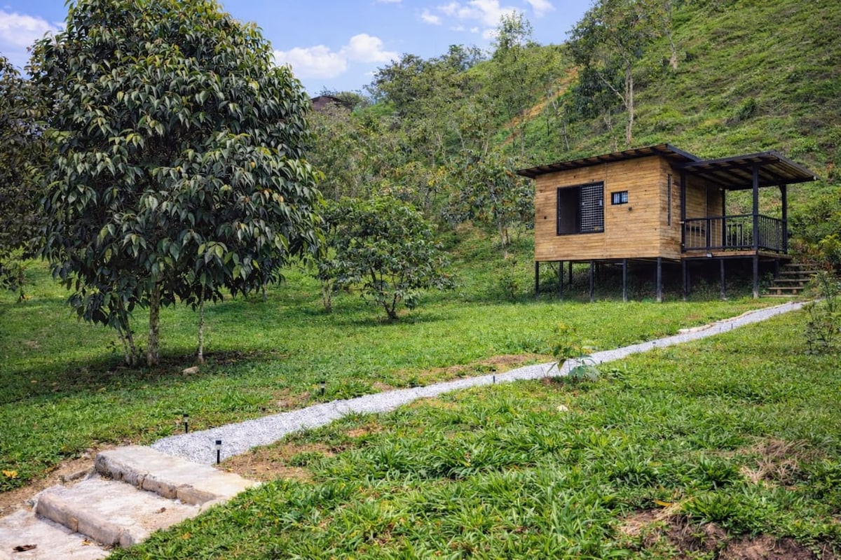 Cabaña privada frente al río Cocorná · Pets