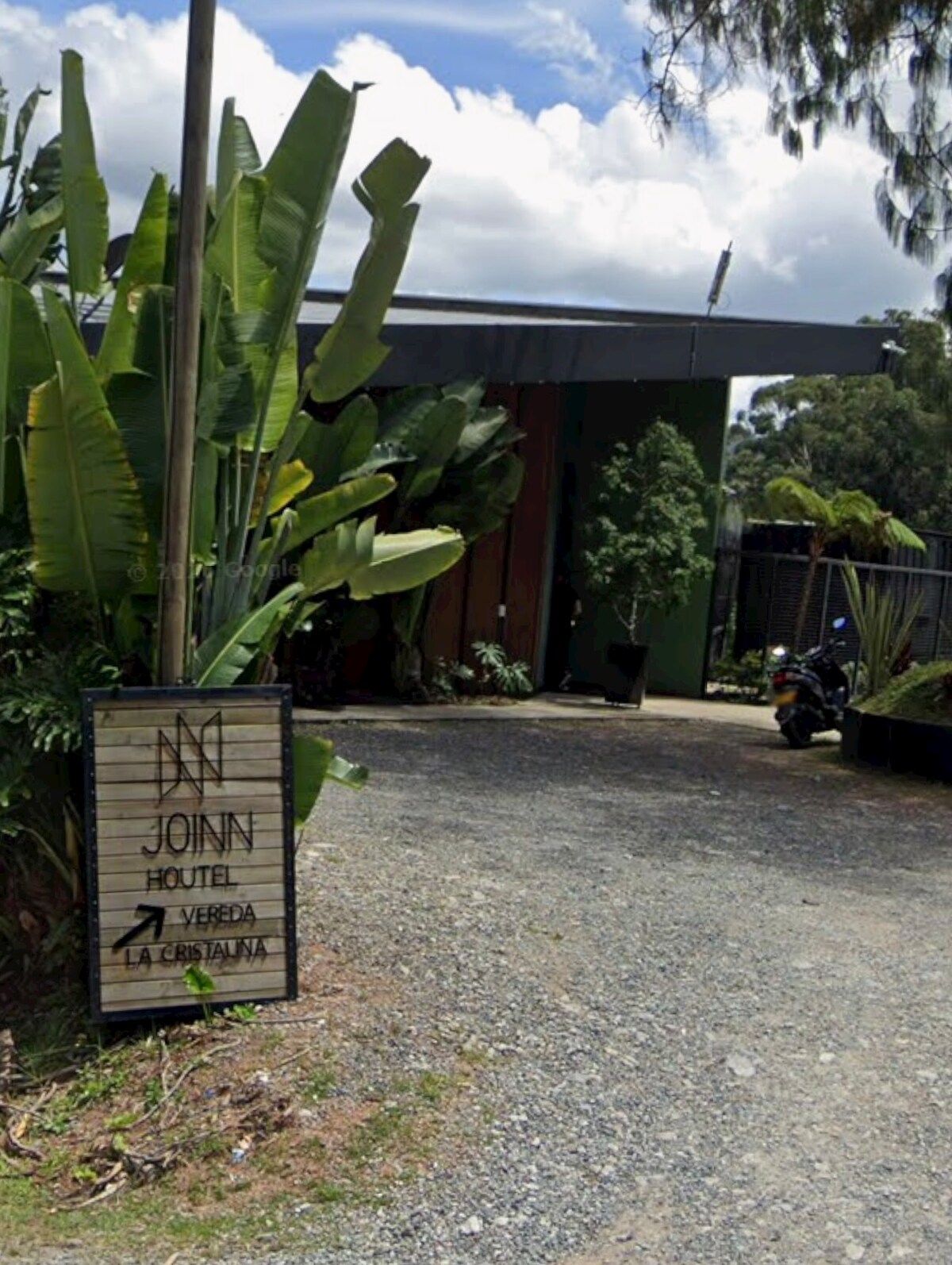 Joinn Houtel Suites peñol