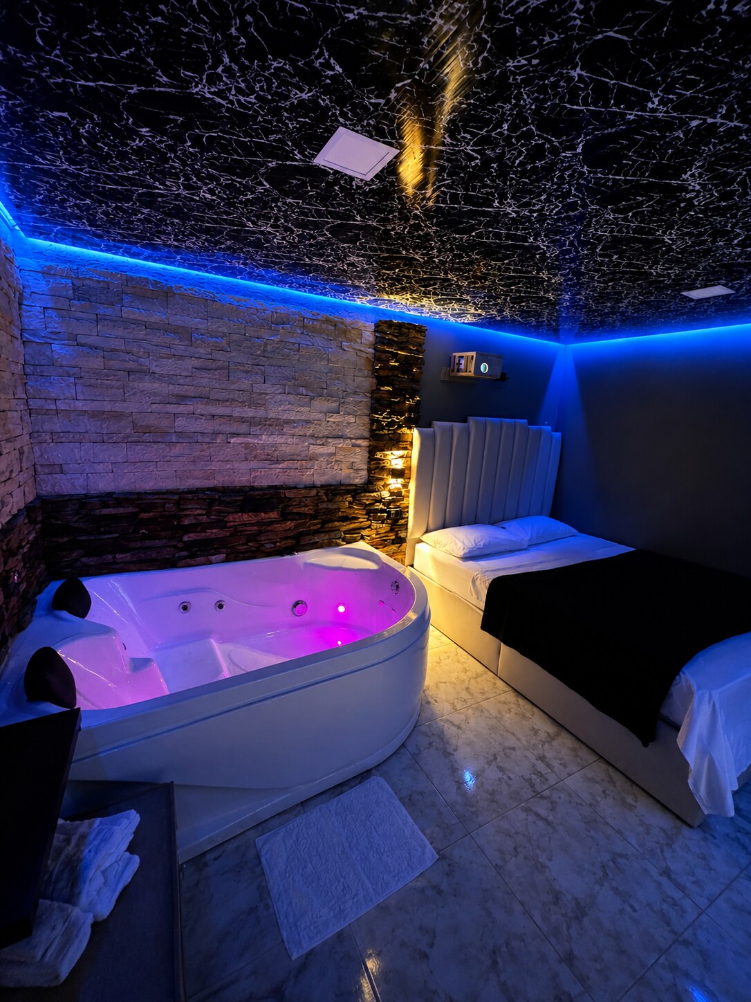 Suite Home | Jacuzzi + Cocina + Cine Privado