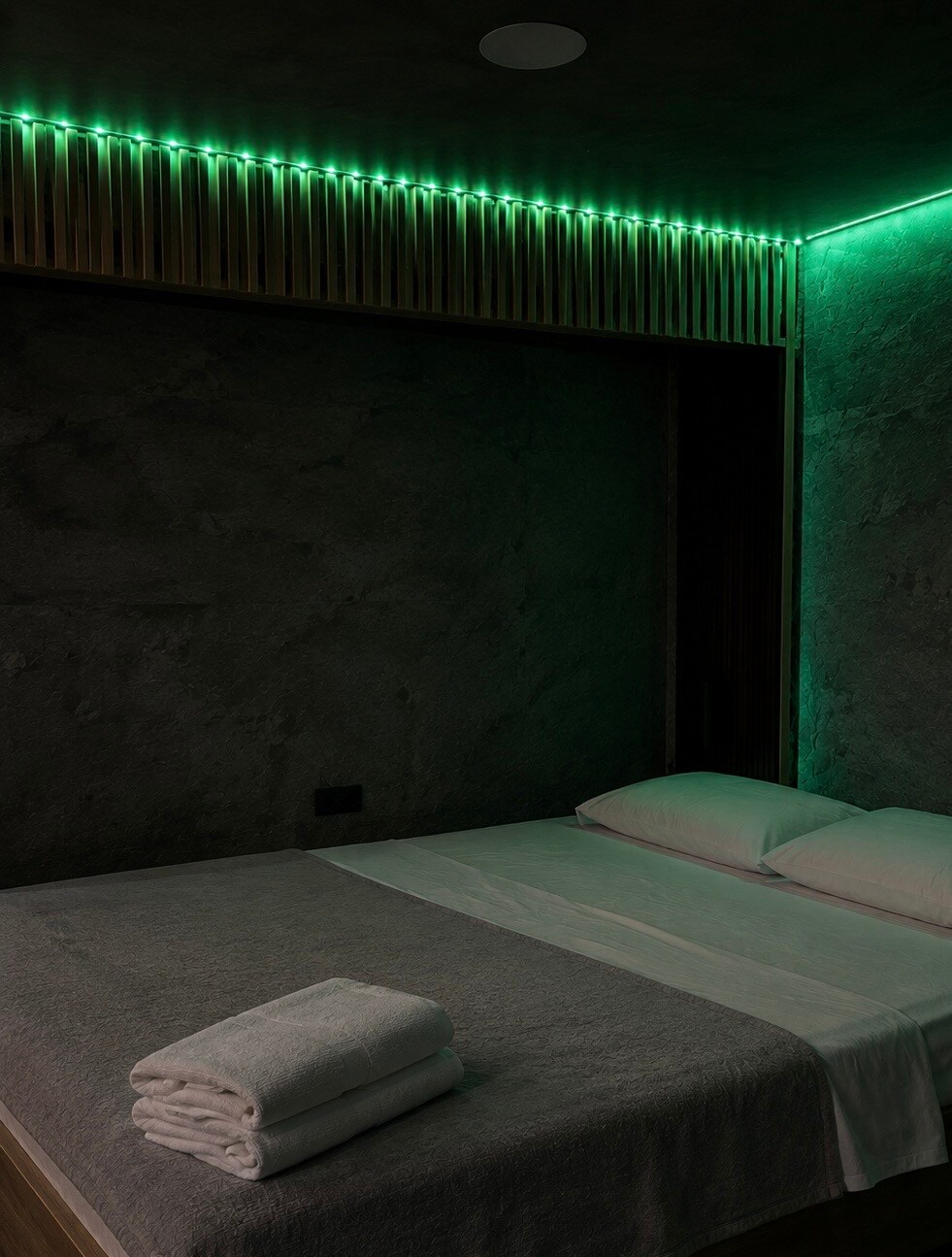 Suite Palace | 2 Hab + Jacuzzi + Turco + Cine
