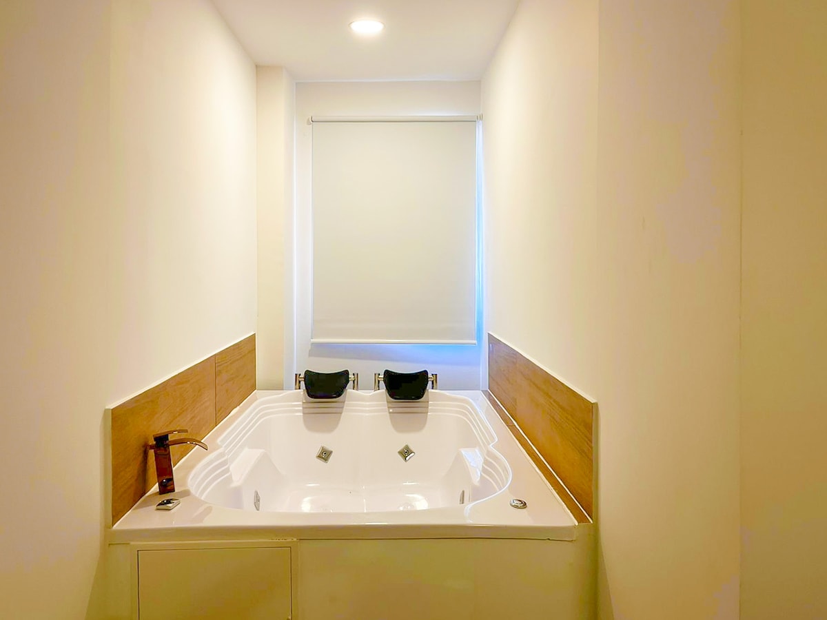 Baruch IV | 2 Hab + Jacuzzi privado + balcón 401