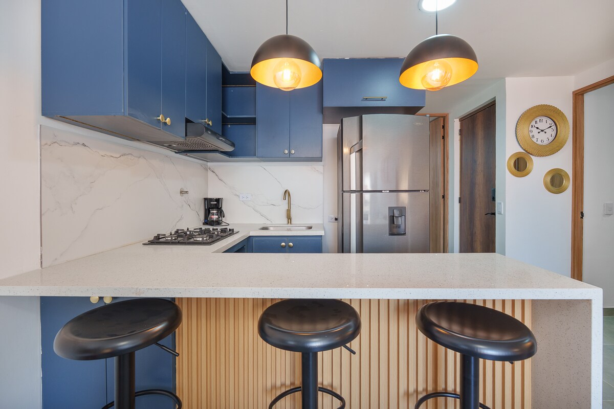 Cómodo apartamento de 2 dormitorios para familias/grupos cerca de Laureles