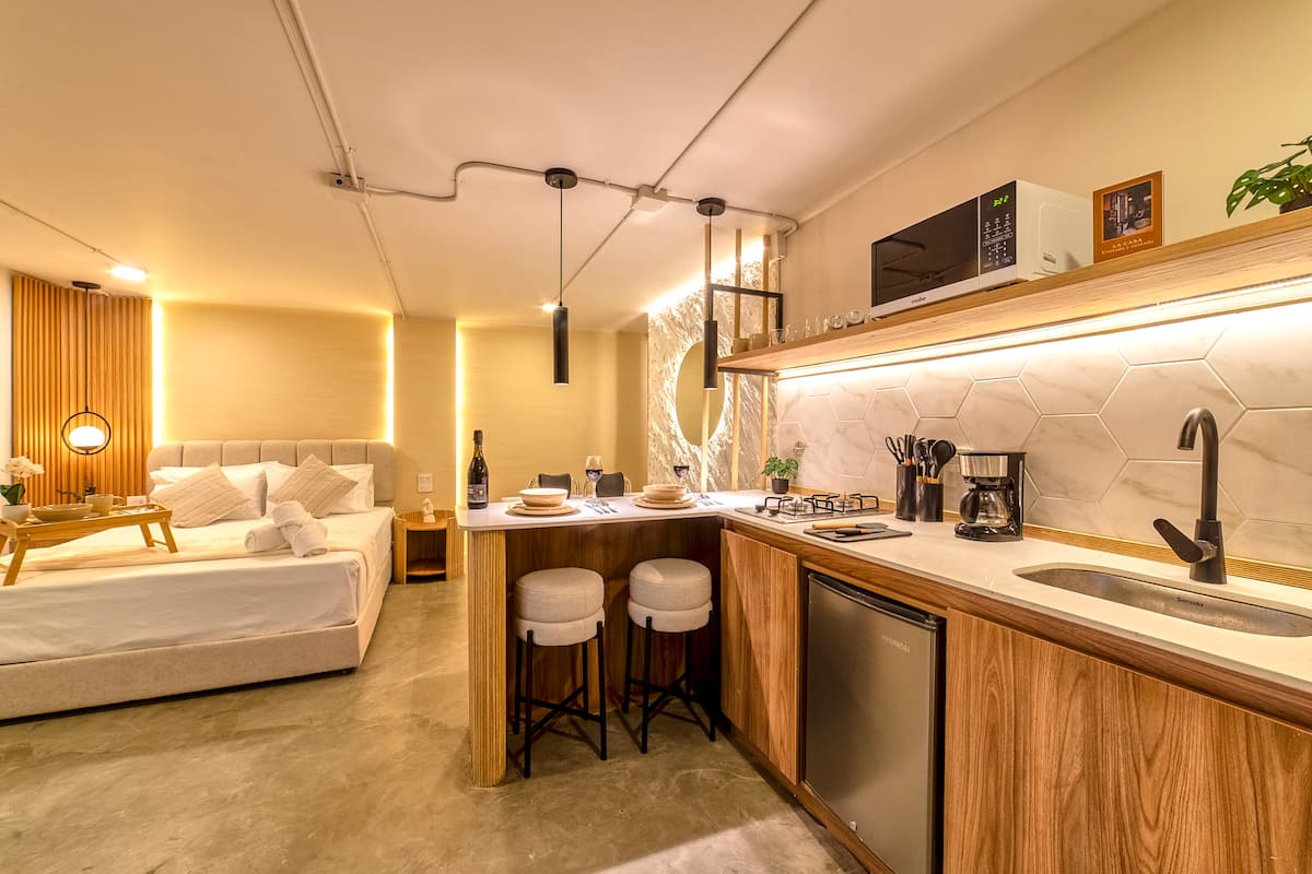 Aura ~ Origen Loft, Jacuzzi & Style + AC