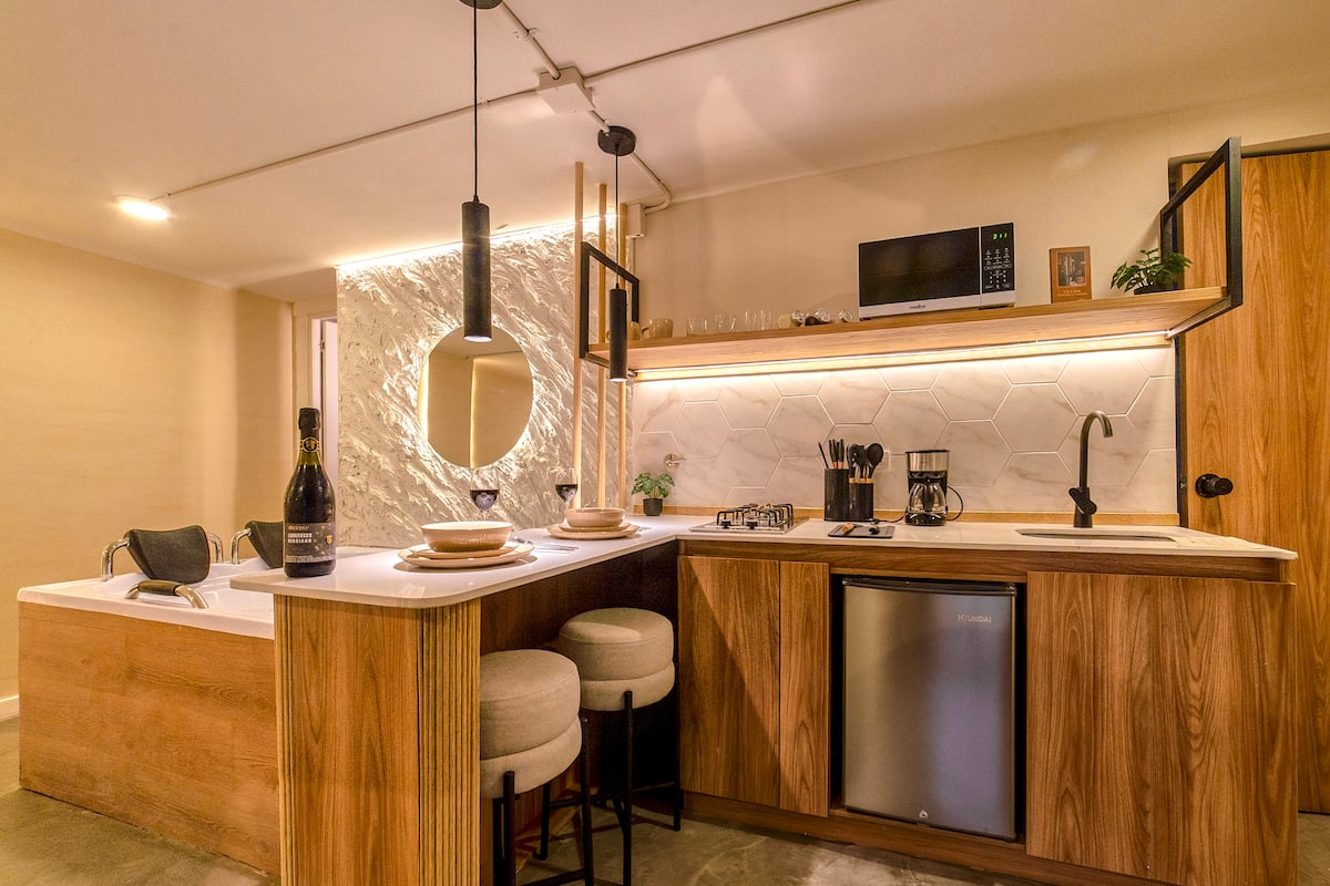Aura ~ Origen Loft, Jacuzzi & Style + AC