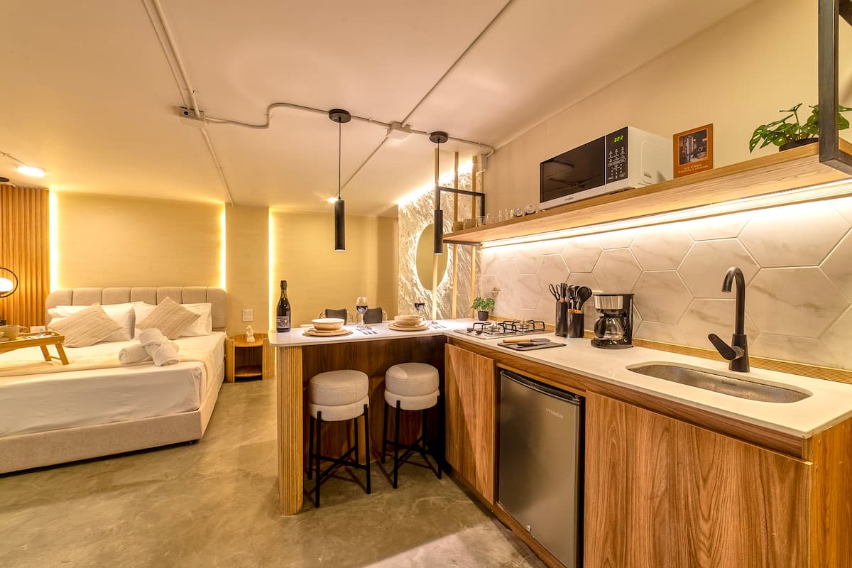Aura ~ Origen Loft, Jacuzzi & Style + AC