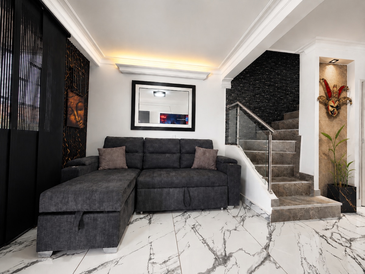 Casa amplia l 3 hab | A/C |Park free | Metro 5 min
