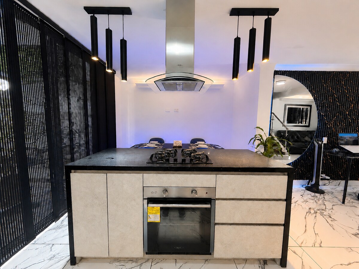 Casa amplia l 3 hab | A/C |Park free | Metro 5 min