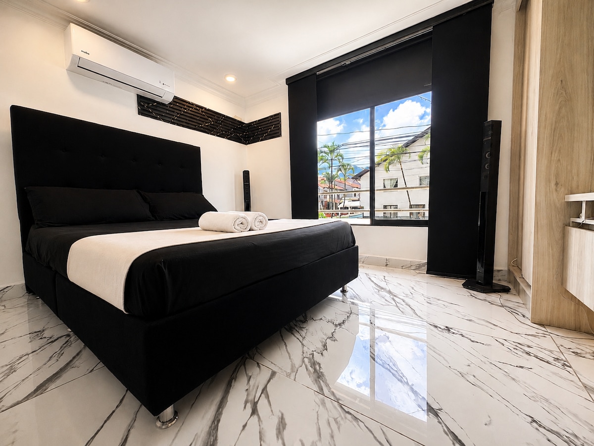 Casa amplia l 3 hab | A/C |Park free | Metro 5 min