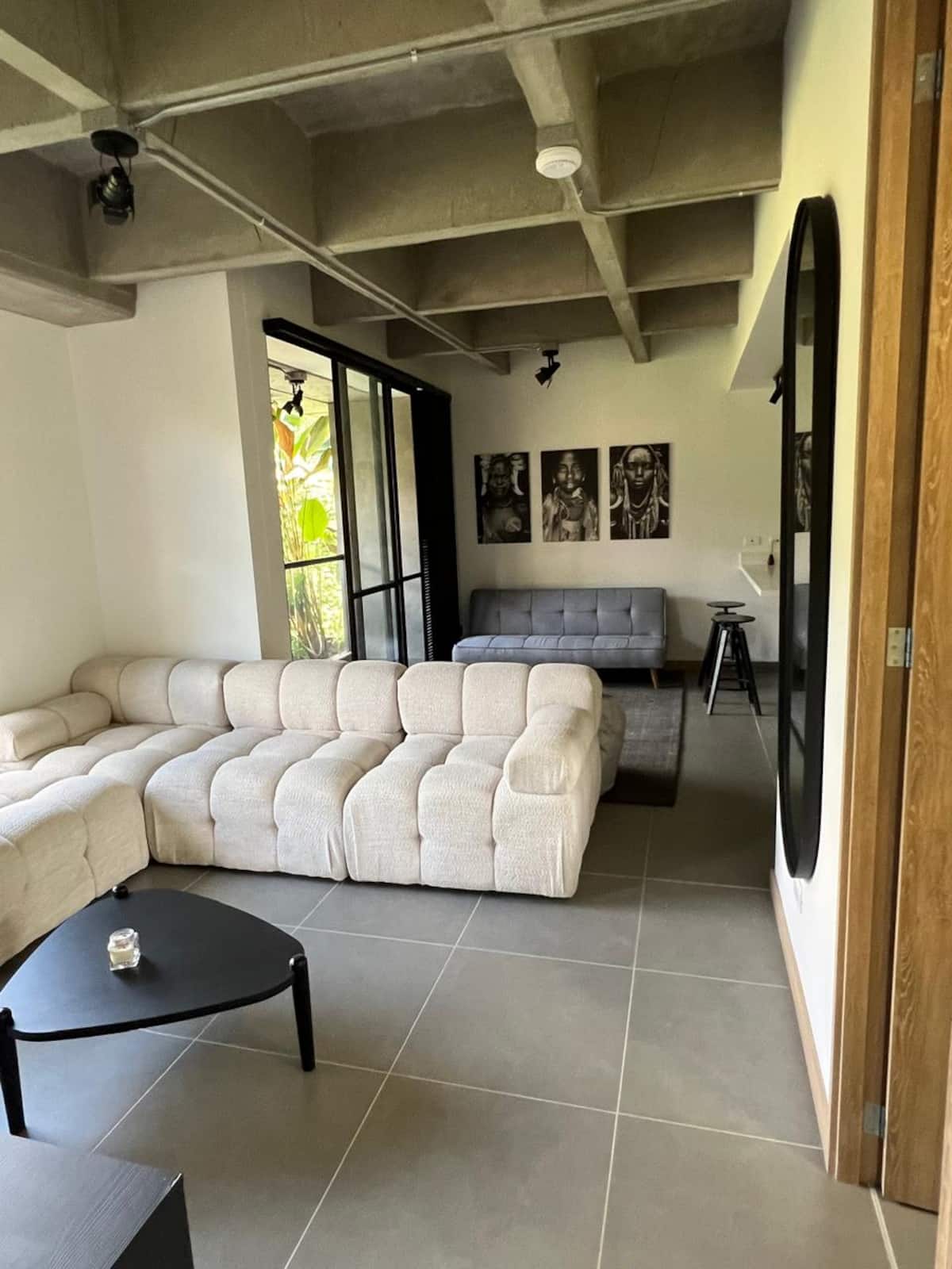 Loft con vista + 2 baños | Junto a City Plaza