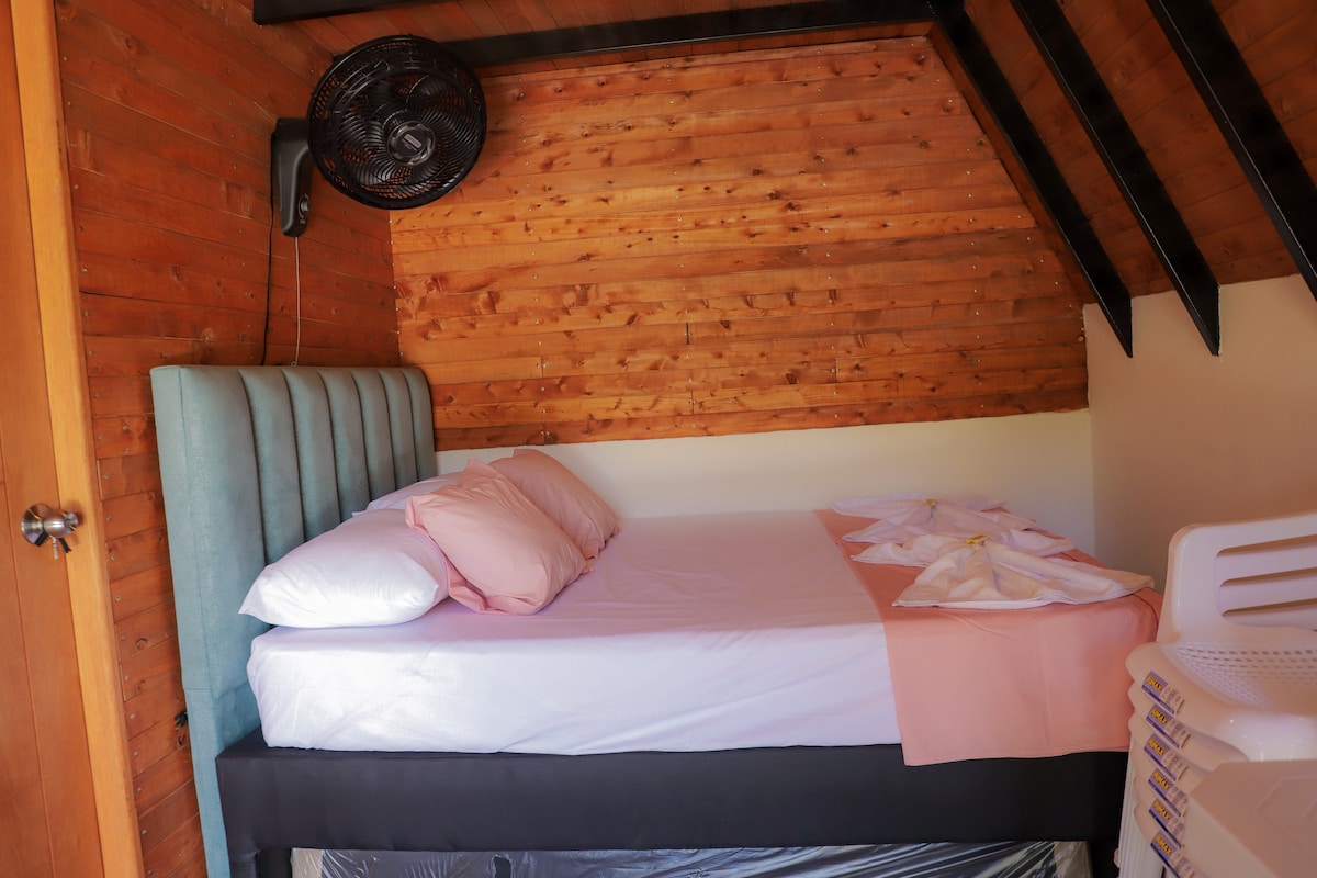 Glamping | cabaña tipo Chalet con jacuzzi