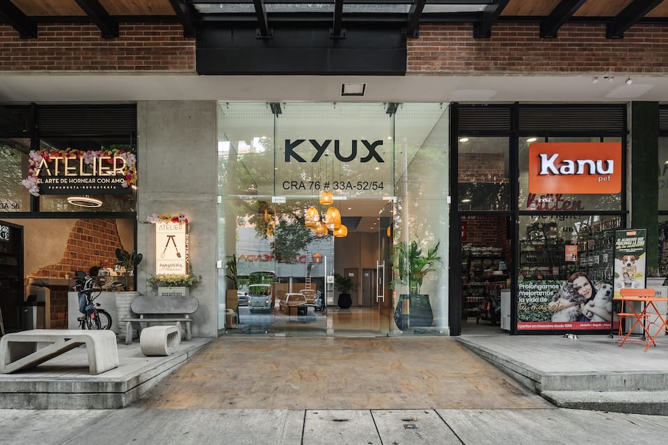 ¡Espectacular apto en Laureles con A/C y Gym!