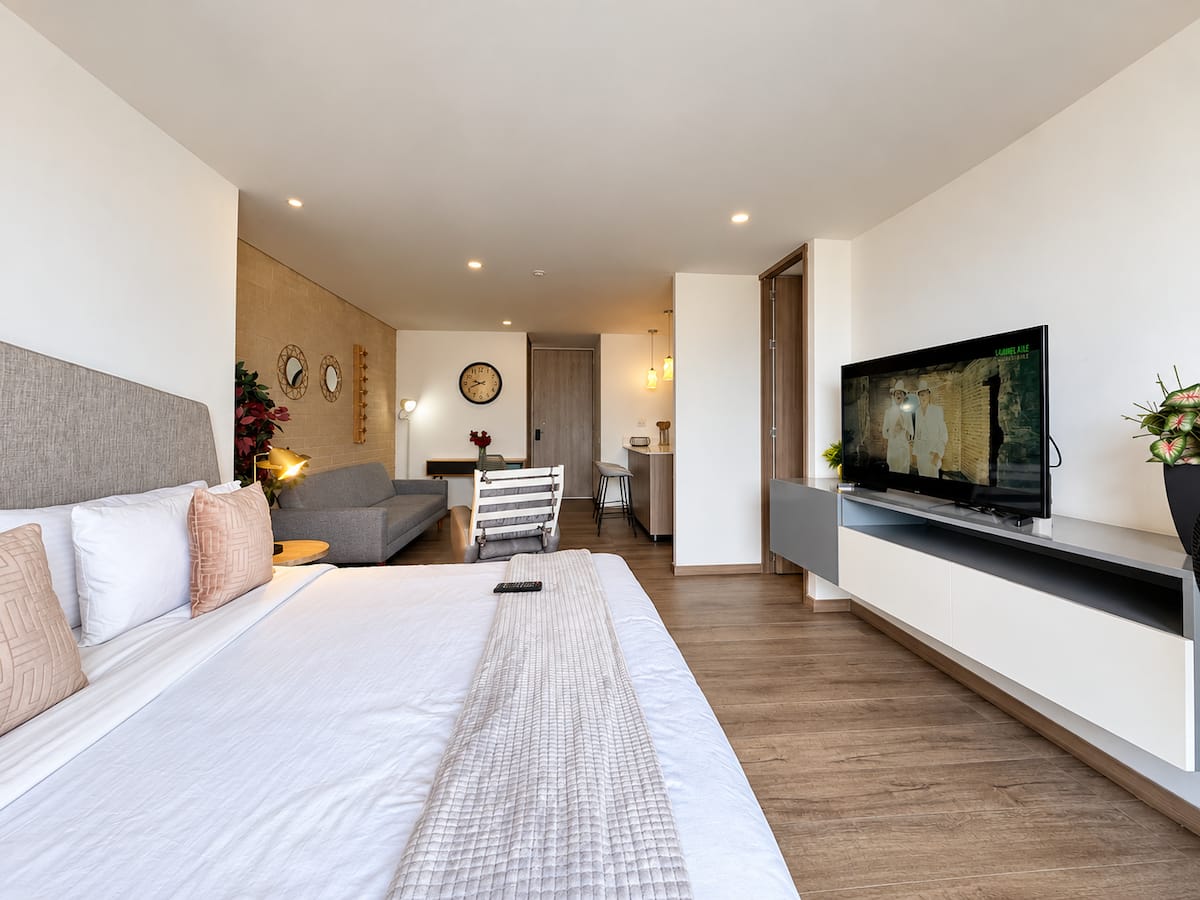 Loft • vista • metro • parqueadero • balcón • wifi