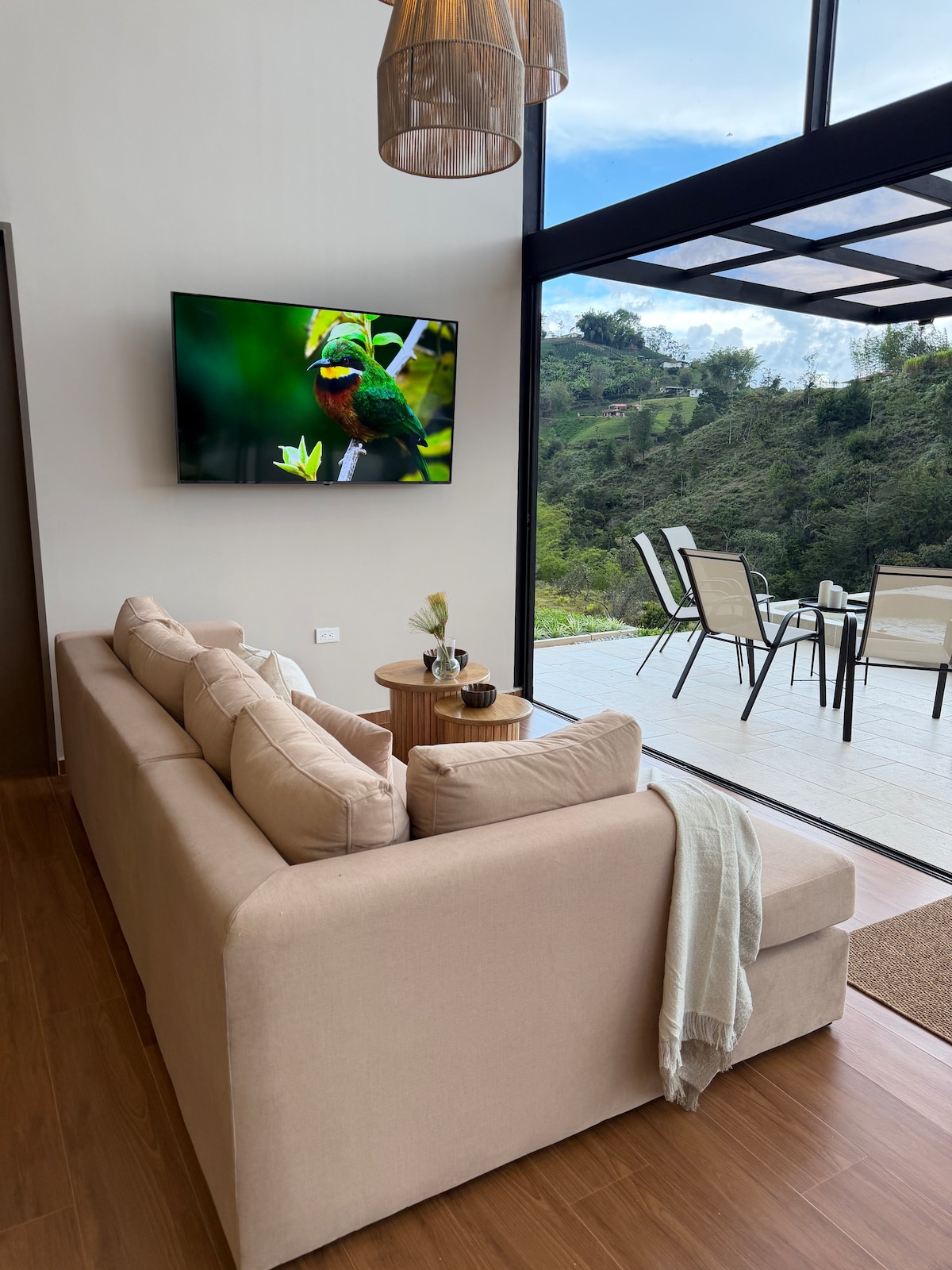 Villa de lujo | Vistas al lago y a la montaña, jacuzzi, parrilla