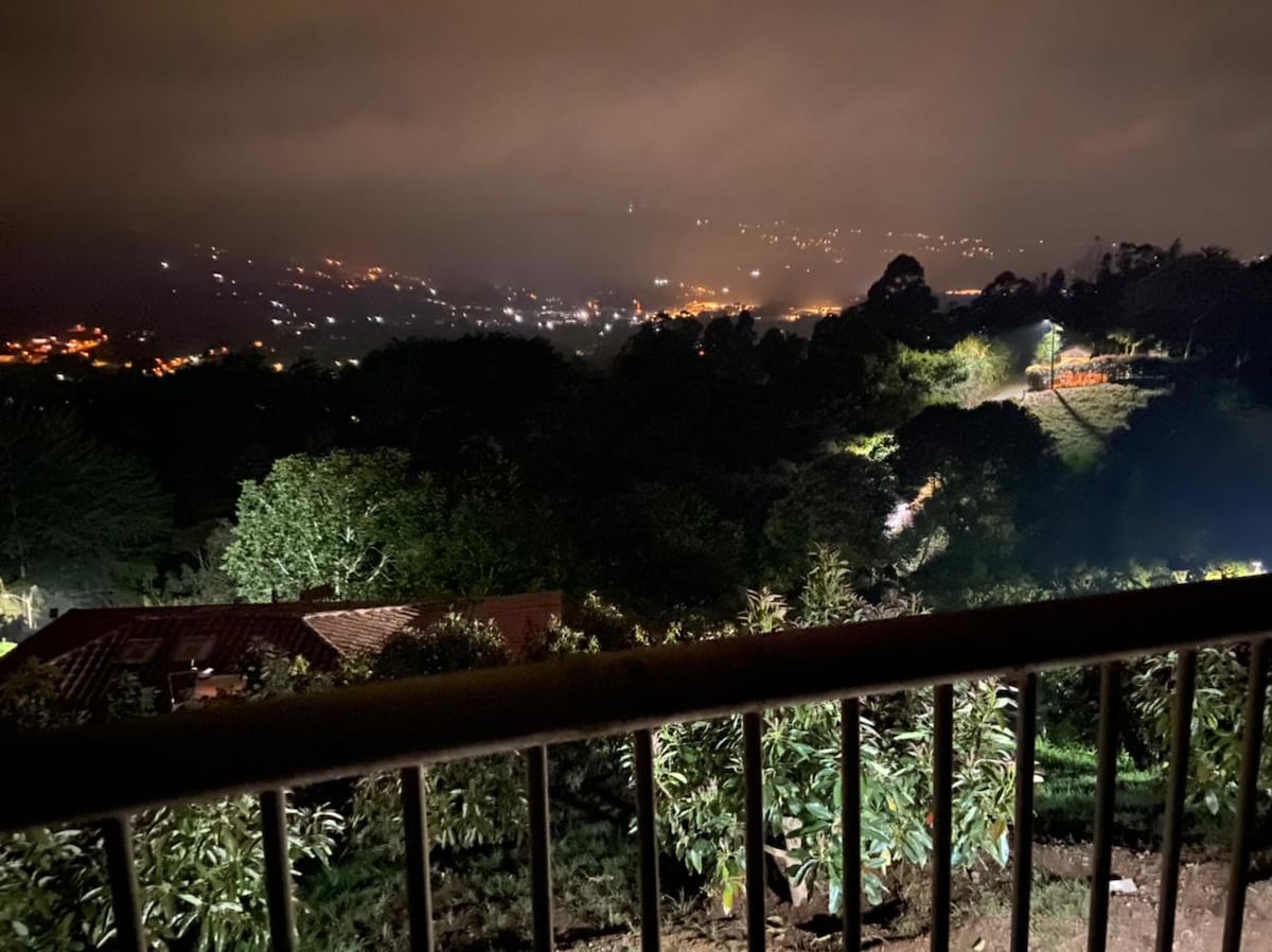 Cabaña Glamping del Cielo. Vía Rionegro - La Ceja.