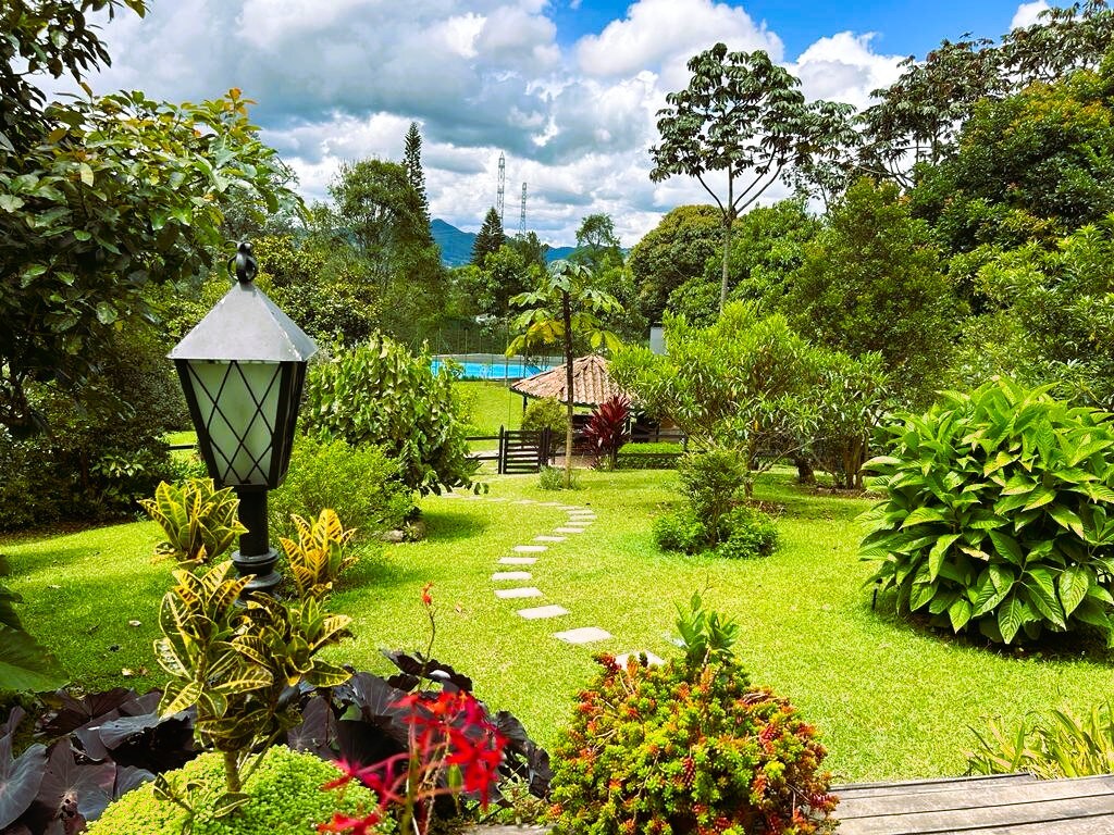 Casa campestre, excelente ubicación hermosa vista!
