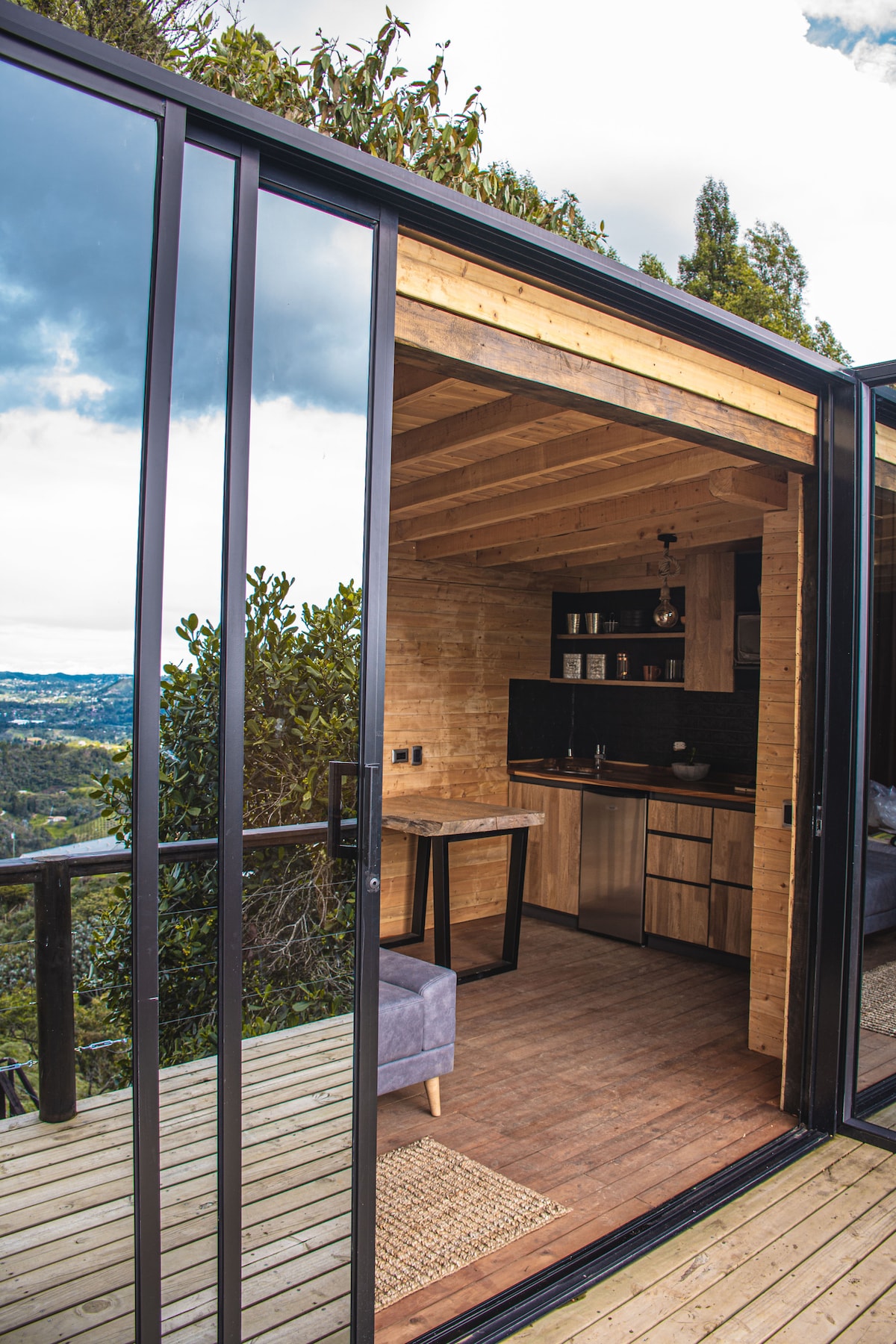 Cabina de espejos con increíble vista al amanecer