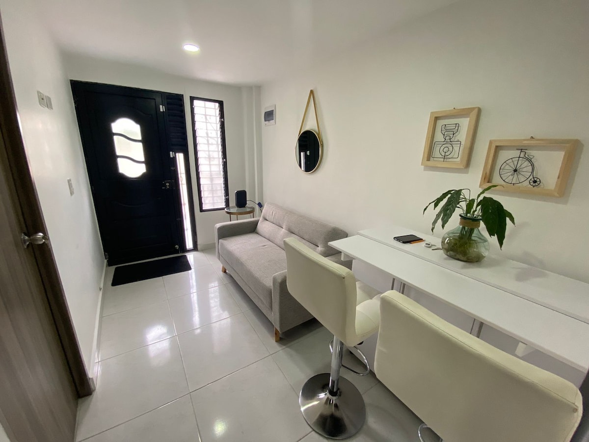 Departamento pequeño, encantador y acogedor en el primer piso
