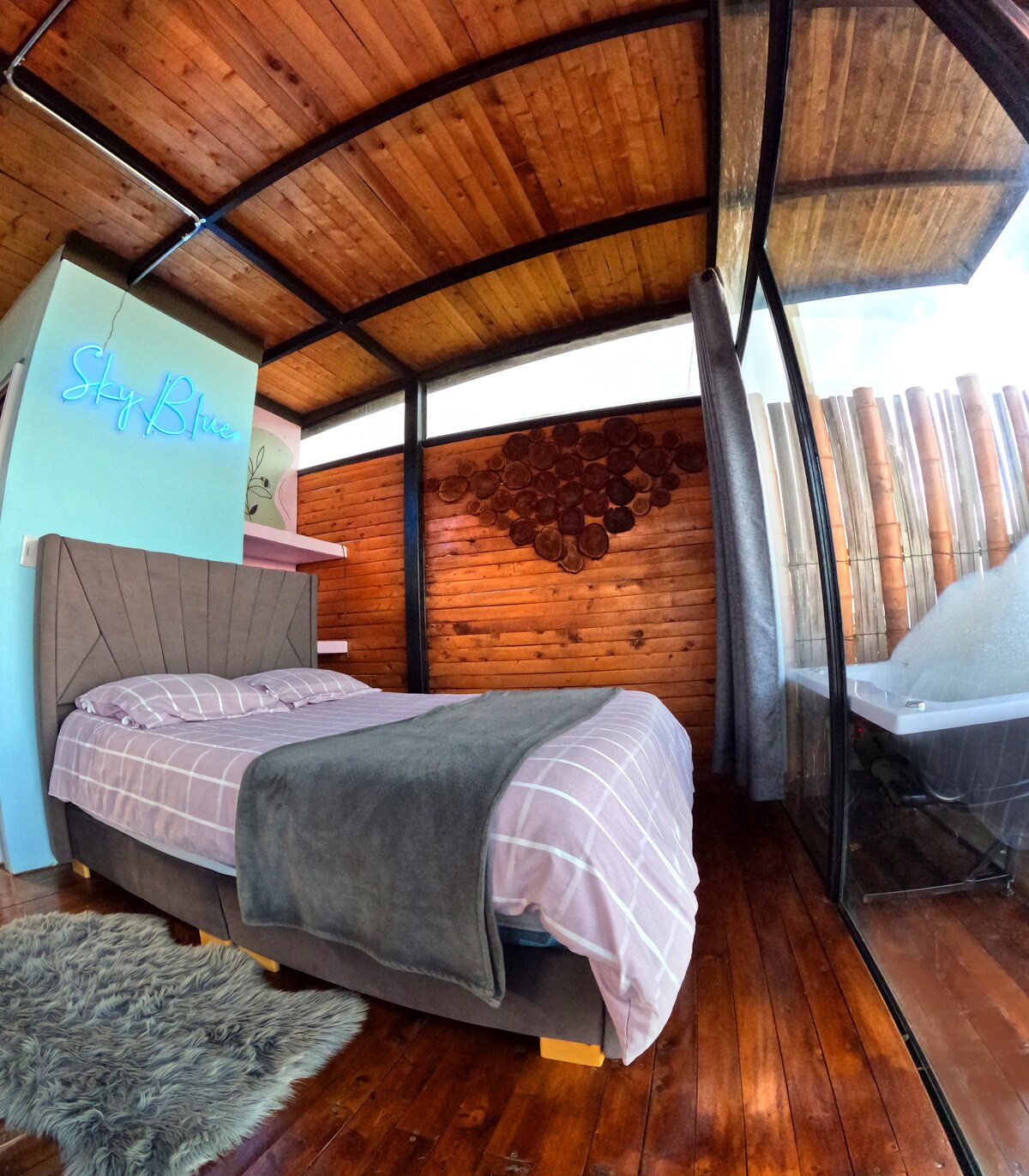 Cabaña privada con jacuzzi y vista a la ciudad