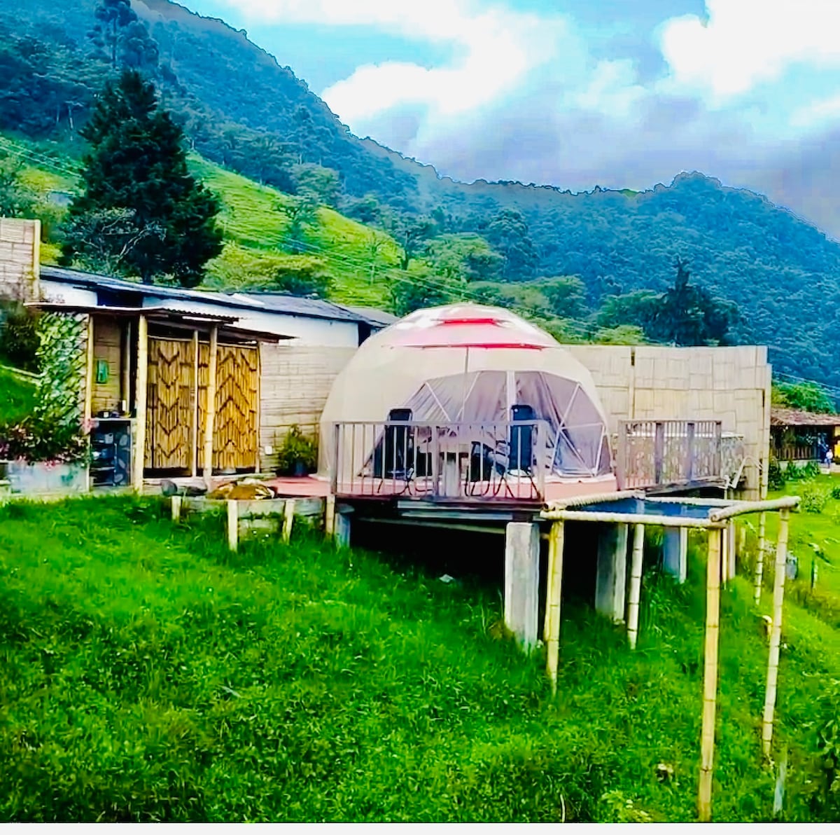 Glamping AGAZE con vistas de encanto.