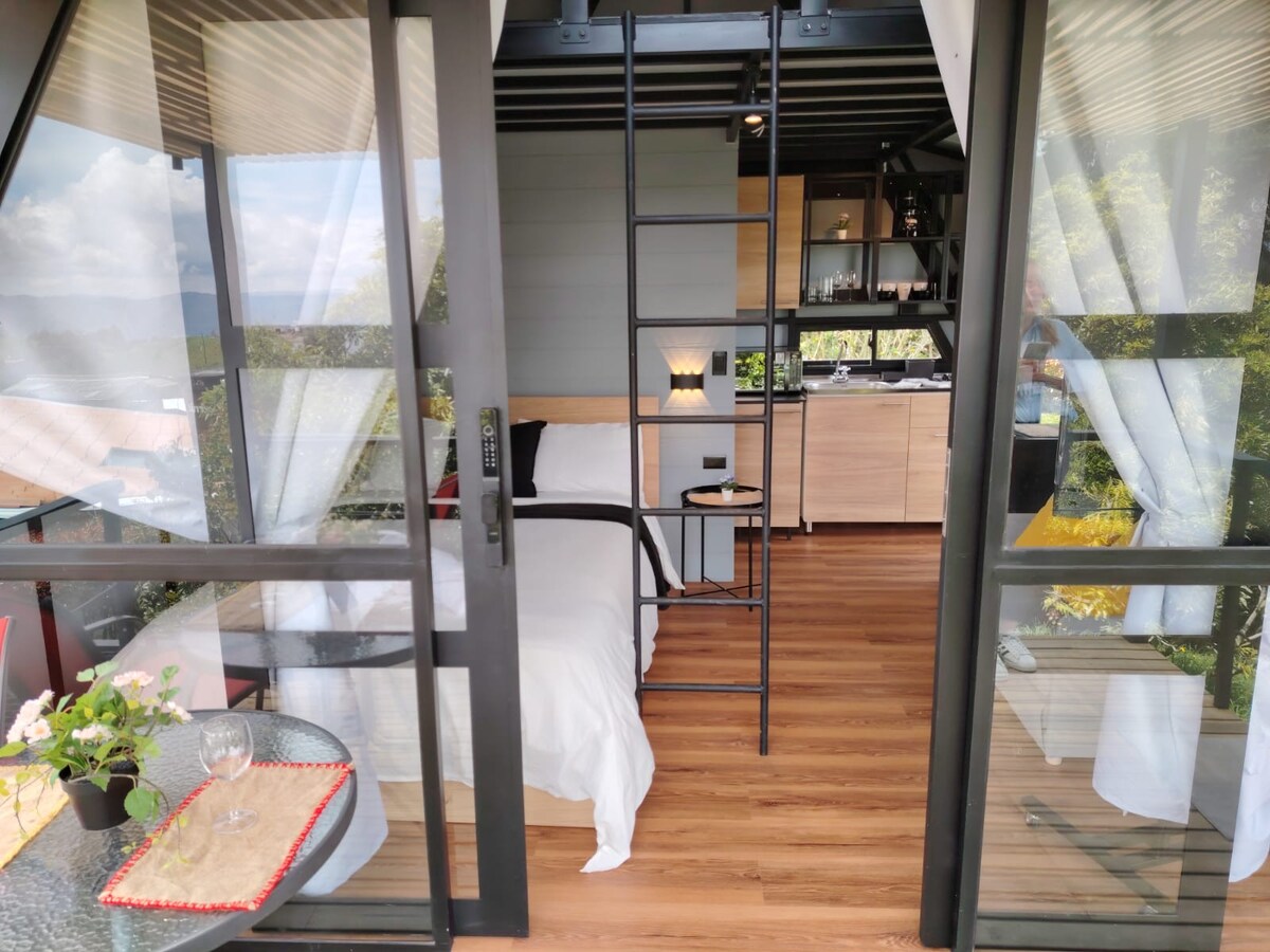 kame house en Medellín